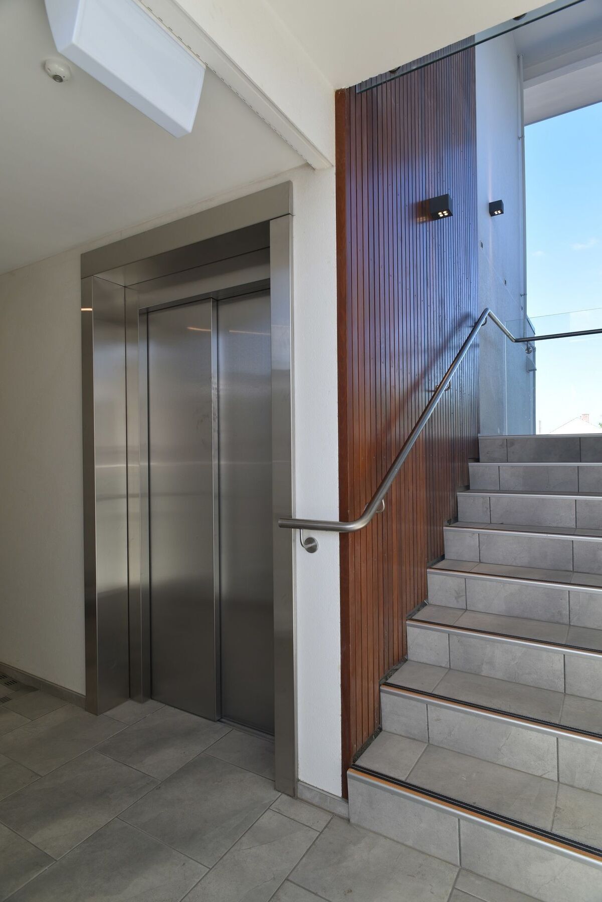 Bealey Plaza Motel Christchurch Exterior foto A handrail